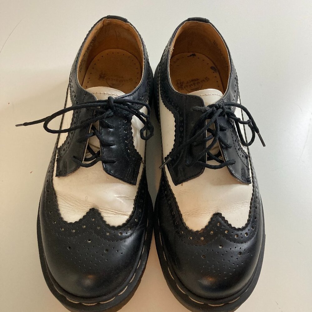 Dr. Martin 3989 Bex Smooth Leather Brogue Shoes Size 5